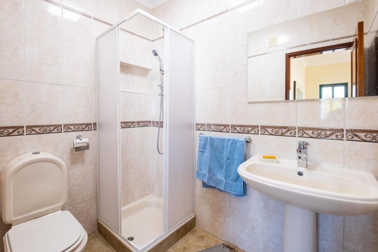 Villa Sequeira - Private Pool - Free Wifi - By Bedzy Albufeira Eksteriør billede